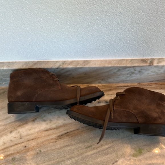 New Tod’s Desert Boot in Suede 8 (10) - Picture 4 of 5